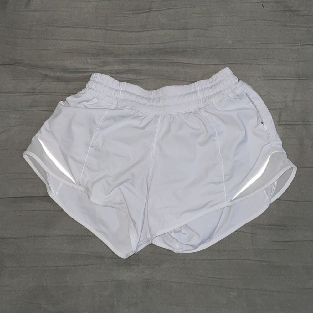 White Lululemon 4" Hotty Hots Size 2